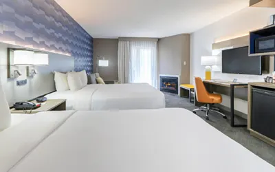 Ad - Comfort Inn & Suites at Dollywood Lane: Click to visit website.